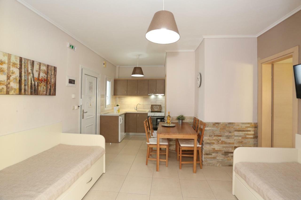 Eleni Rooms Pefkohori Exterior foto