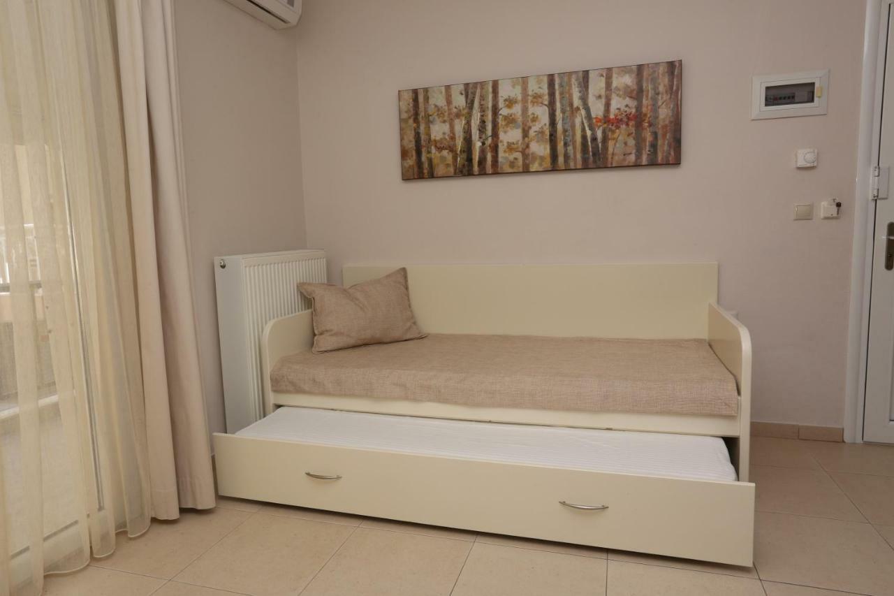 Eleni Rooms Pefkohori Exterior foto