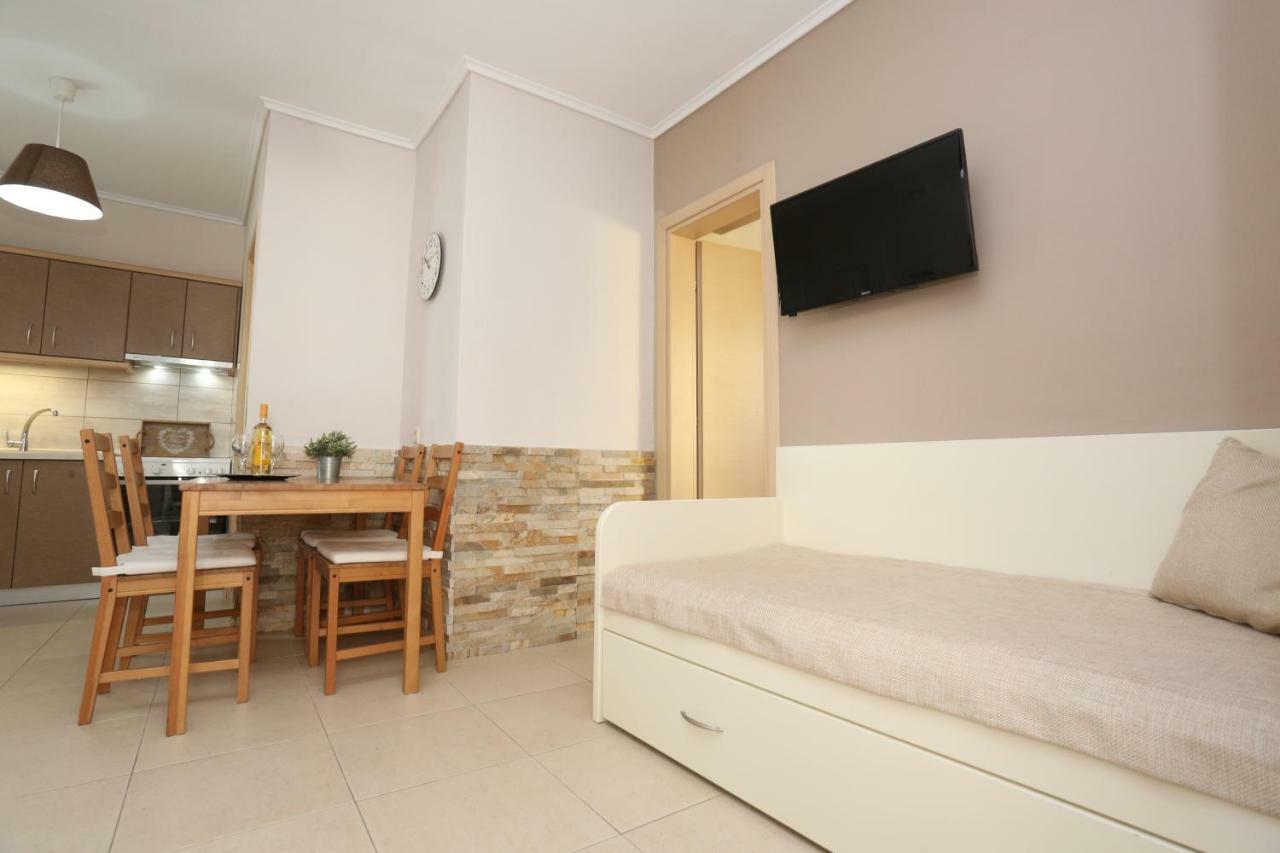 Eleni Rooms Pefkohori Exterior foto